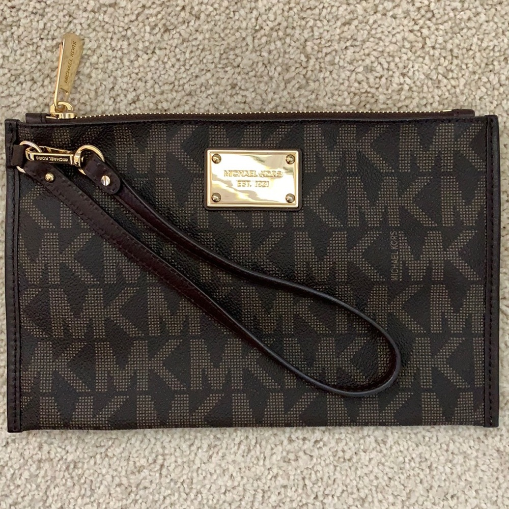 Michael Kors Large Wristlet